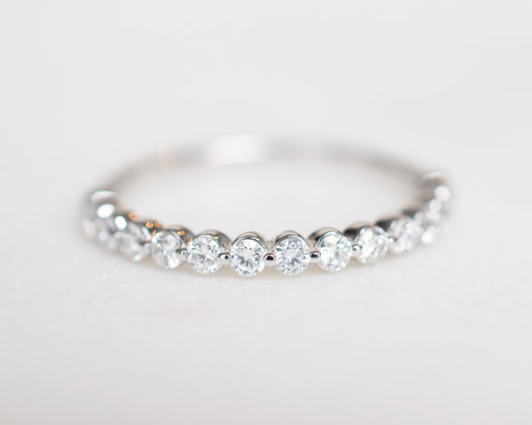 Ava Ring