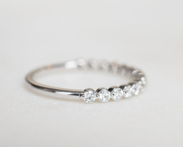 Ava Ring