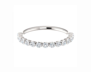 Ava Ring