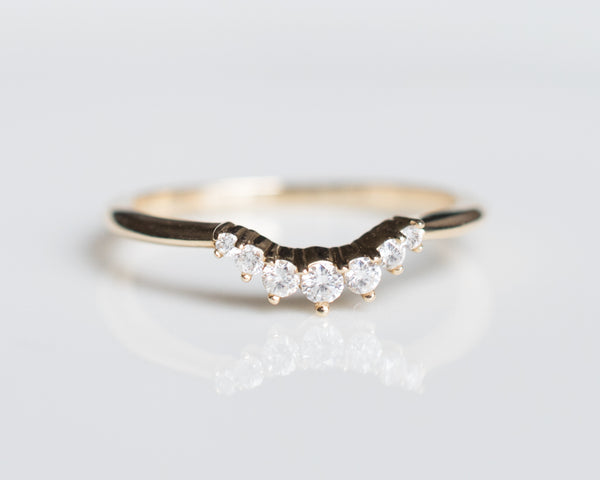 Diamond Curve Band