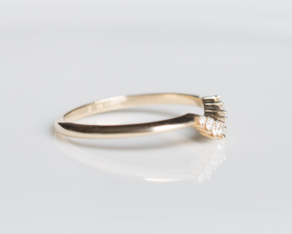 Diamond Curve Band
